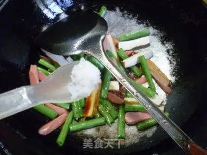 Make Ham sausage and fried beans step 9