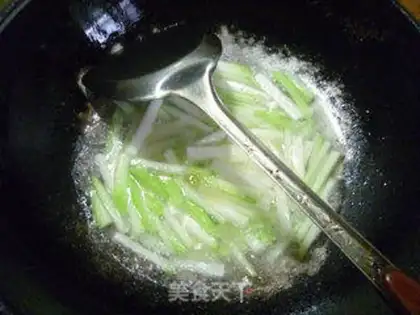 Make Shrimp-shrimp-skin-sprouts step 6
