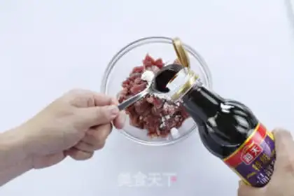 Make Fresh tea mushrooms, fried duck step 1