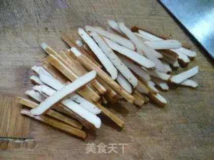 Make Carrot noodles step 3