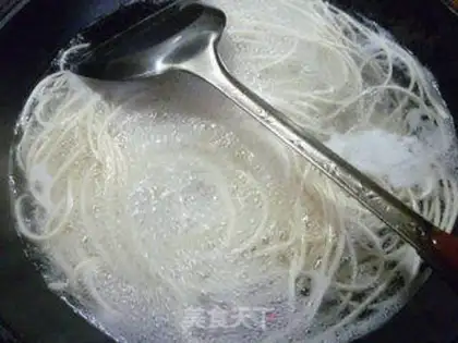Make Carrot noodles step 4
