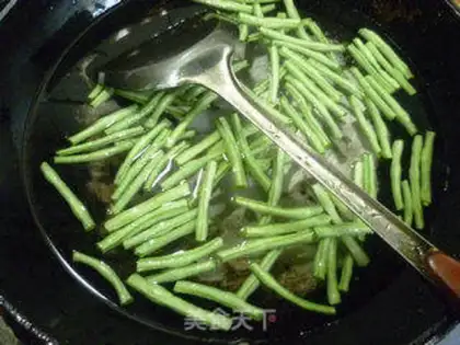 Make The oil bar with the beans step 4