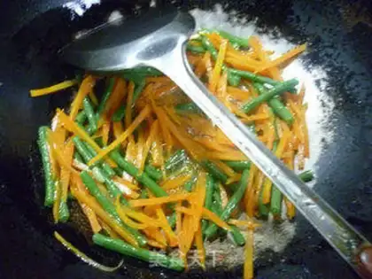 Make Carrot noodles step 7