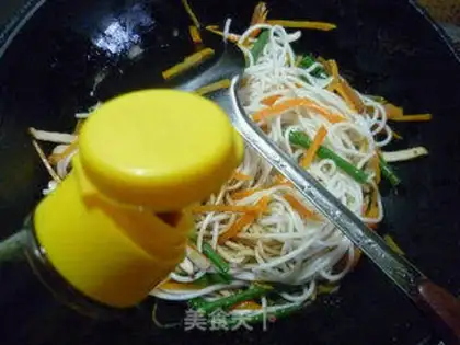 Make Carrot noodles step 9