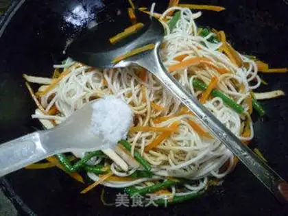 Make Carrot noodles step 10