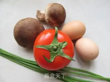 Make Tomato egg noodles step 0