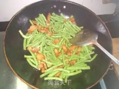 Make Five flowers and beans step 4
