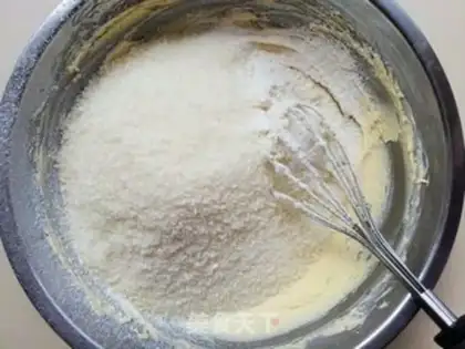 Make The cream is full of coconut balls step 4