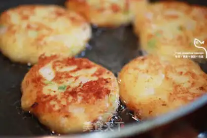 Make Fried potatoes with pineapple sauce step 6