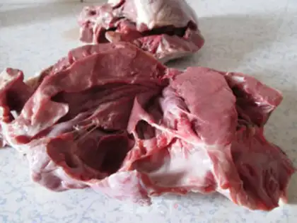 Make Spicy pig heart step 1