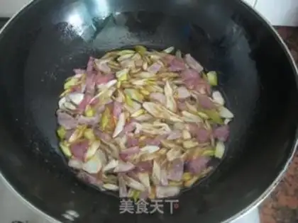 Make Onion oil step 3
