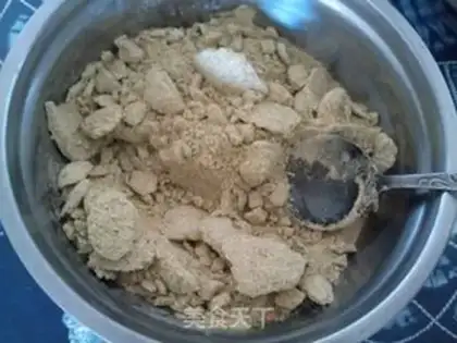 Make Old Beijing green bean cake step 1