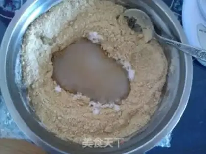 Make Old Beijing green bean cake step 4