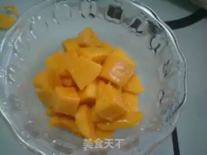 Make Homemade mango yogurt step 1