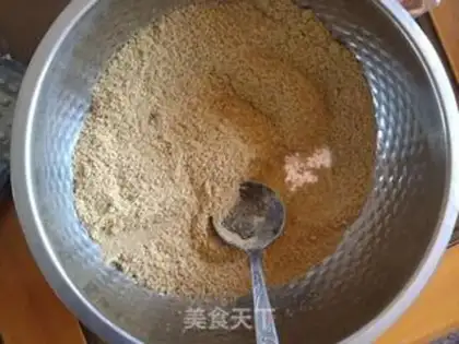 Make Old Beijing green bean cake step 8