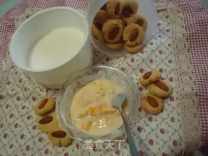 Make Homemade mango yogurt step 5