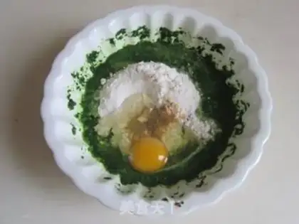 Make A spinach chicken roll step 4