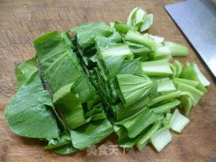 Make The greens make small oil step 1