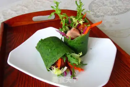 Make A spinach chicken roll step 15