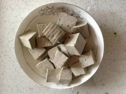 Make Tomato tofu step 0