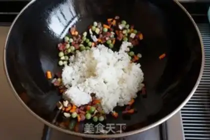 Make Beef fried rice step 2