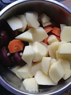 Make Tomato curry step 1