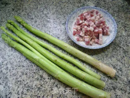 Make Cow Willow grass mushrooms step 0