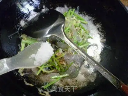 Make Shrimp skin fan celery step 7