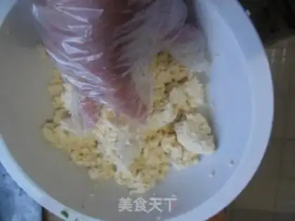 Make Cream shrimp tofu step 4