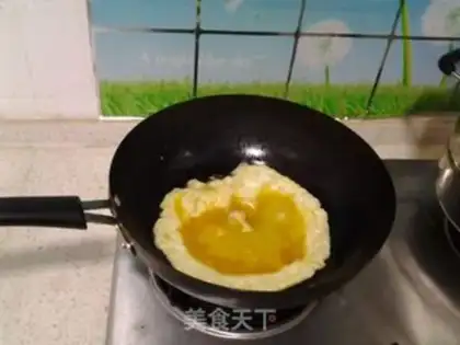 Make Smelt fried eggs step 1