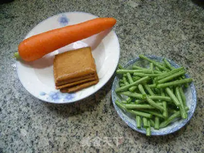 Make Carrot noodles step 0