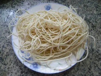 Make Carrot noodles step 1