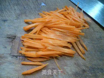 Make Carrot noodles step 2