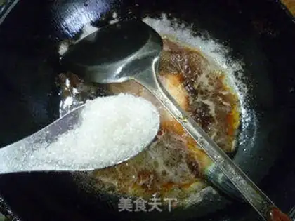 Make Onions burn rubber fish step 7