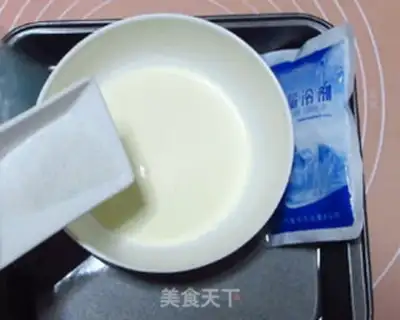 Make Blueberry cheese cream step 8