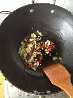 Make A hand tore step 2