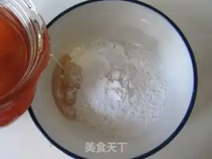 Make Silver ear soup for a pumpkin with red dates step 2