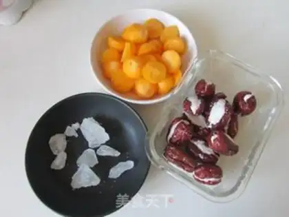 Make Silver ear soup for a pumpkin with red dates step 7