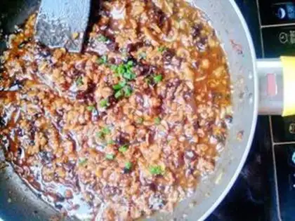 Make Three fresh meat sauce step 9