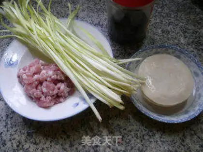 Make The sprouts, the pork pans step 0