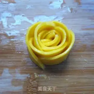 Make Mango cream cake step 2