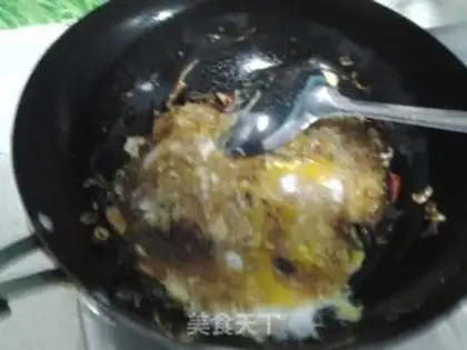 Make Fan fried eggs step 4