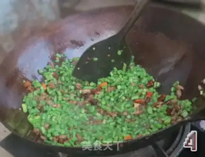 Make Spicy bean horns step 3