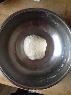 Make Seafood pizza step 2
