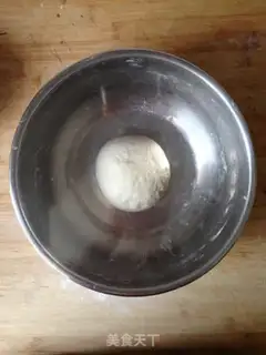 Make Seafood pizza step 3