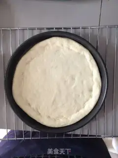 Make Seafood pizza step 6