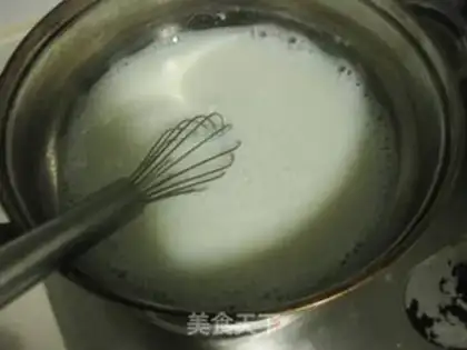 Make Milk popsicle step 2