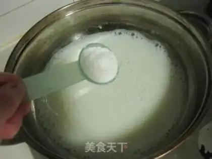 Make Milk popsicle step 3