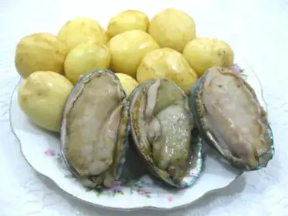 Make Abalone potatoes step 0