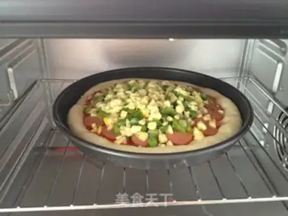 Make Seafood pizza step 14